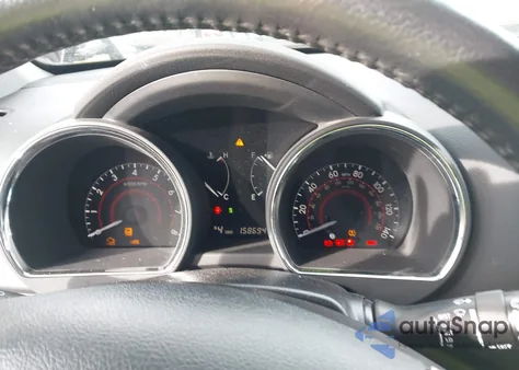 2013 Toyota Highlander Se V6 z USA, uszkodzony, nr VIN 5TDBK3EH9DS189964